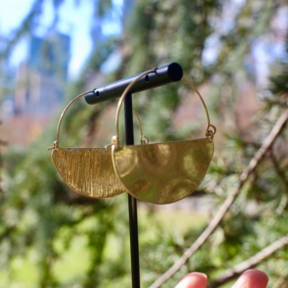 Anthropologie Rylan Gold Crescent Hoop Earrings - Picture 8 of 15